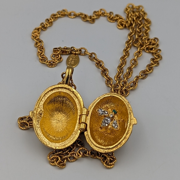 Joan Rivers Pave Crystal Egg Charm Locket Necklace Gold Tone 30" Chain With Bee - Picture 4 of 8